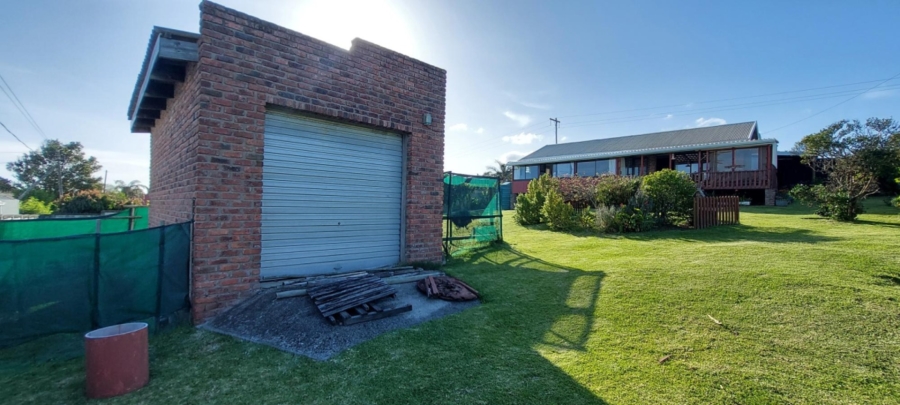 2 Bedroom Property for Sale in Sunrise On Sea Eastern Cape